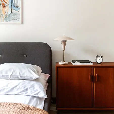 Apartament Urban Grey Essence *