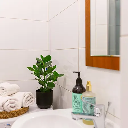 Urban Grey Essence Apartament *