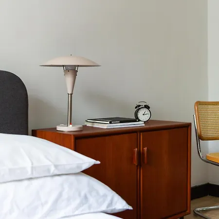 Urban Grey Essence Warszawa